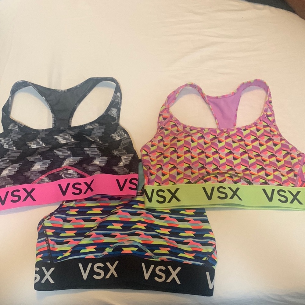 LOT of VSX (Victoria Secret) sport bras - size M